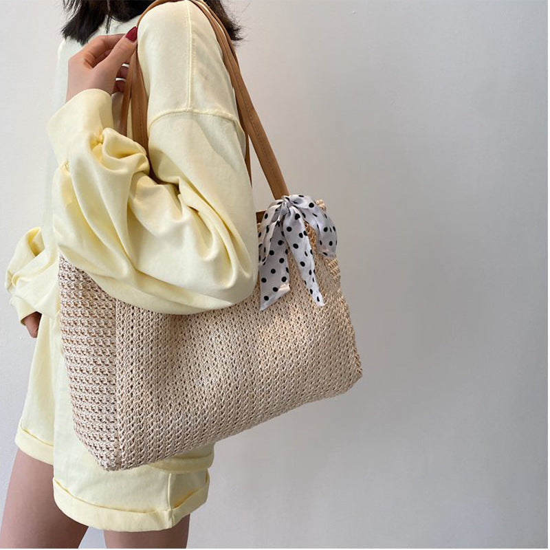 Solara Straw Shoulder Bag