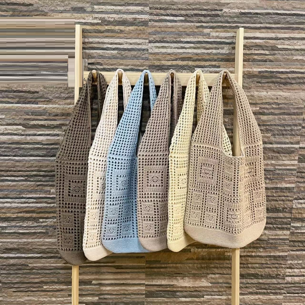 Nova Knit Shoulder Bag